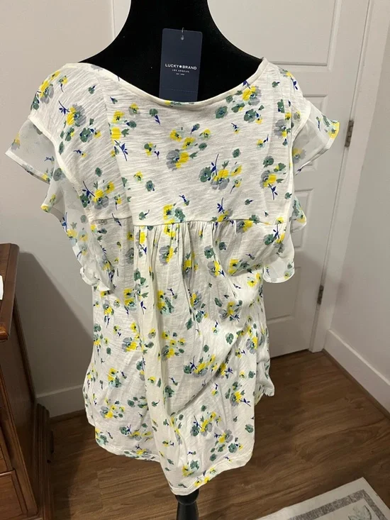 Women’s Lucky Brand Floral Short Sleeved Top Size XL NWT - Picture 3 of 5